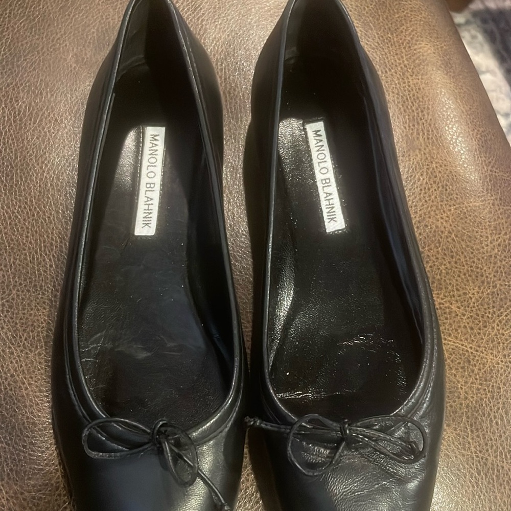 Black flats brand neww never worn